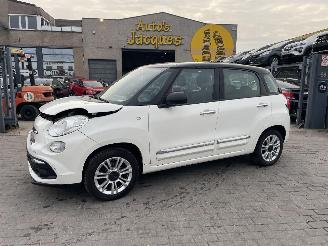 skadebil auto Fiat 500L LOUNGE 2018/3