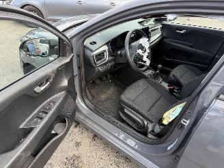 Kia Rio 1.2 PURE picture 6