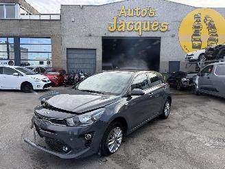 krockskadad bil auto Kia Rio 1.2 PURE 2022/8