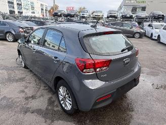 Kia Rio 1.2 PURE picture 10