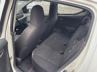 Suzuki Alto 1.0I picture 14