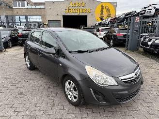 Vaurioauto  passenger cars Opel Corsa 1.3 CDTI 2011/9