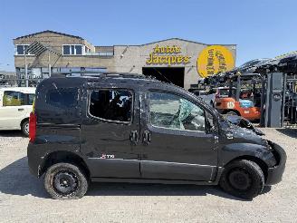 Schadeauto Citroën Nemo NO PAPERS 2010/1