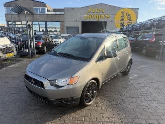 Avarii autoturisme Mitsubishi Colt 1.1I 2011/5