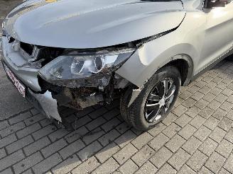 Nissan Qashqai 1.2I picture 4