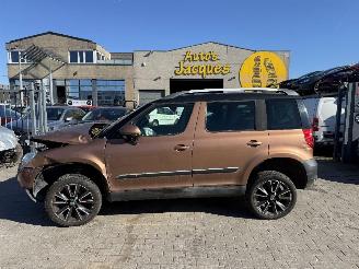 skadebil auto Skoda Yeti 2.0 TDI AMBITION 2013/9
