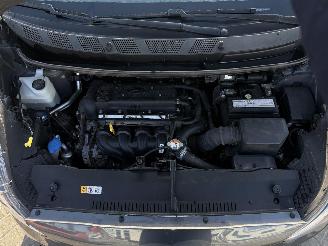 Hyundai Ix20 1.6 I AUTOMATIC picture 17