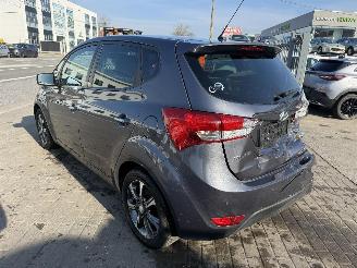 Hyundai Ix20 1.6 I AUTOMATIC picture 10