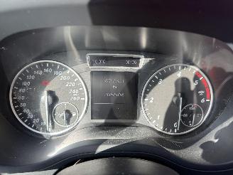 Mercedes B-klasse ELEGANCE picture 21