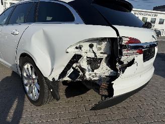 Jaguar XF 2.2D LUXURY picture 15