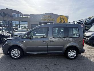 krockskadad bil auto Volkswagen Caddy 1.0 TSI COMFORT 2016/6