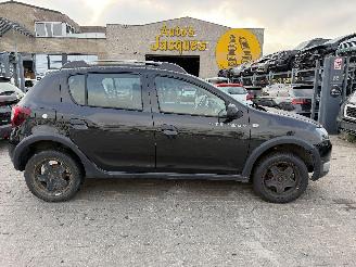 Damaged car Dacia Sandero 0.9 2016/8