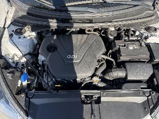 Hyundai Veloster 1.6 picture 11