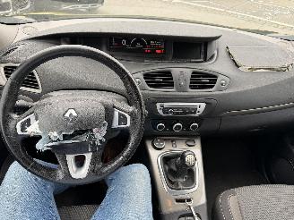 Renault Scenic 1.5 DCI XMOD picture 6