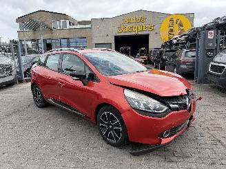 uszkodzony samochody osobowe Renault Clio GRANDTOUR 2013/4
