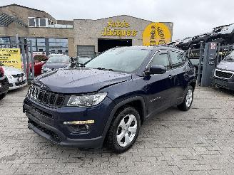 Coche accidentado Jeep Compass 1.4 LATITUDE 2019/1