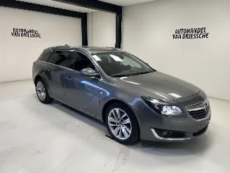 skadebil auto Opel Insignia MOTORPROBLEEM 2016/10