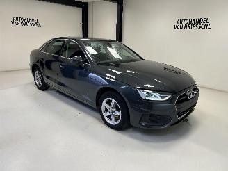 krockskadad bil auto Audi A4 S-TRONIC 2022/11