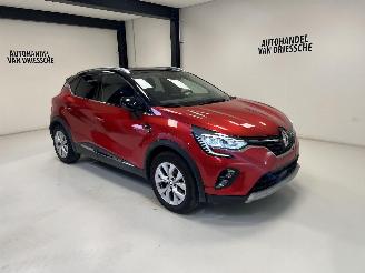 damaged passenger cars Renault Captur INTENS 2022/4