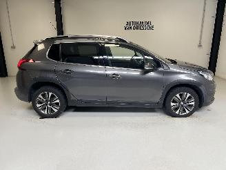 Voiture accidenté Peugeot 2008 ALLURE/PANORAMA 2018/3