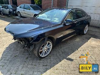Coche siniestrado BMW 7-serie F01 730D N57 2009/1