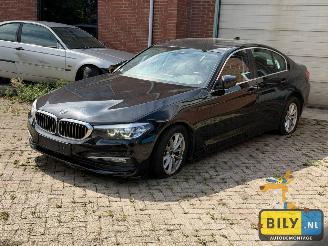 Uttjänta bilar auto BMW 5-serie BMW G30 520D B47 black sapphire metallic 2017/1