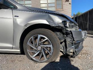 Volkswagen Golf COMFORTLINE picture 3