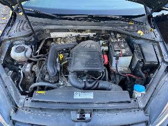Volkswagen Golf COMFORTLINE picture 9