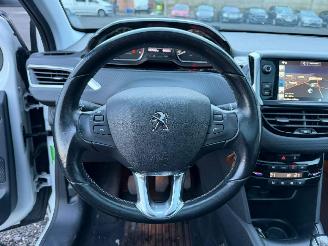 Peugeot 208 ALLURE picture 26