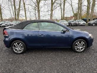 Voiture accidenté Volkswagen Golf CABRIOLET 2011/9