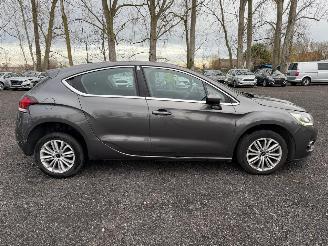 uszkodzony samochody osobowe DS Automobiles DS 4 SO CHIC 2016/11