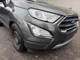 Ford EcoSport TITANIUM picture 3