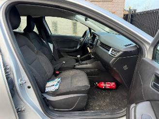 Renault Clio 1.0 TCE picture 23