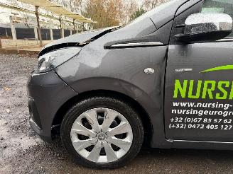 Peugeot 108 STYLE picture 11