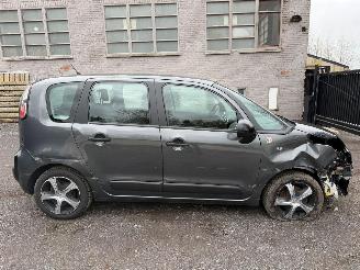 skadebil auto Citroën C3 picasso PICASSO VITAMINE 2016/10