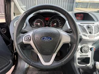 Ford Fiesta TREND picture 26