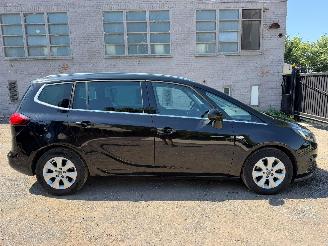 uszkodzony samochody osobowe Opel Zafira TOURER EDITIO 2017/1
