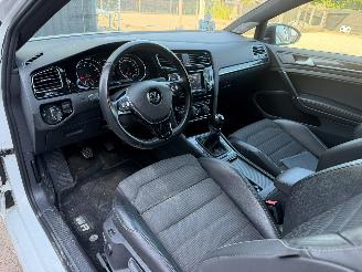 Volkswagen Golf HIGHLINE R-LINE picture 19