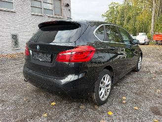 BMW 2-serie 216D picture 20