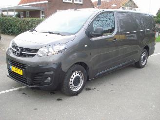 Opel Vivaro AUTOMAAT 2.0CDTI L2-H1 AIRCO picture 3