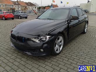 Schadeauto BMW 3-serie  2016/4