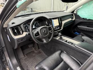 Volvo Xc-60 2.0 D4 AWD Inscription picture 19