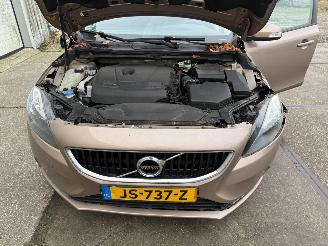 Volvo V-40 2.0 T2 Kinetic picture 14