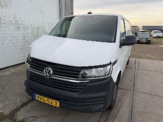 skadebil bedrijf Volkswagen Transporter 2.0 TDI DSG 150PK L2H1 Navi 2020/11