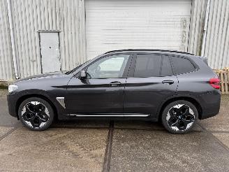 BMW iX3 High Executive 80kWh Panoramadak picture 9