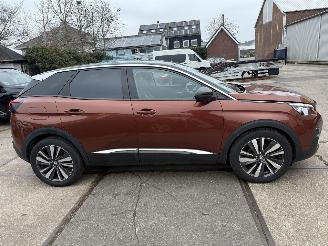 Peugeot 3008 1.2 PureTech  Blue Lease Premium picture 2