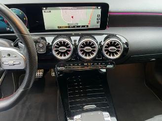 Mercedes A-klasse 180 d AMG LINE PANORAMADAK NAVI CAMERA LED picture 11