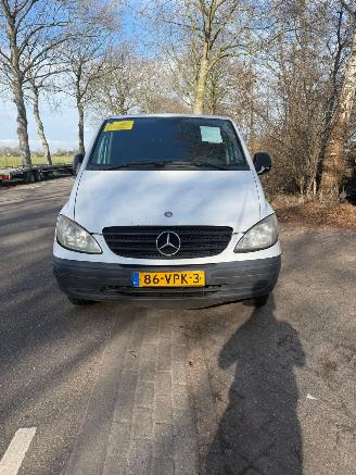 desmontaje vehículos comerciales Mercedes Vito VITO 111 CDI 2008/3