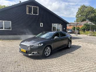 Unfallwagen Ford Mondeo MOTOR TIKT 1.5 AUTOMAAT NAVi CLiMA TREKHAAK LEB B.J 11-2018 2018/11