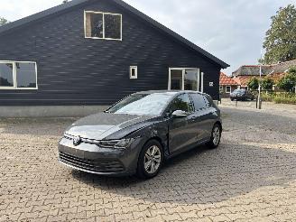 Coche accidentado Volkswagen Golf HYBRIDE eTsi Automaat NAVI CLIMA CAMERA LED B.J 2023 2026/5